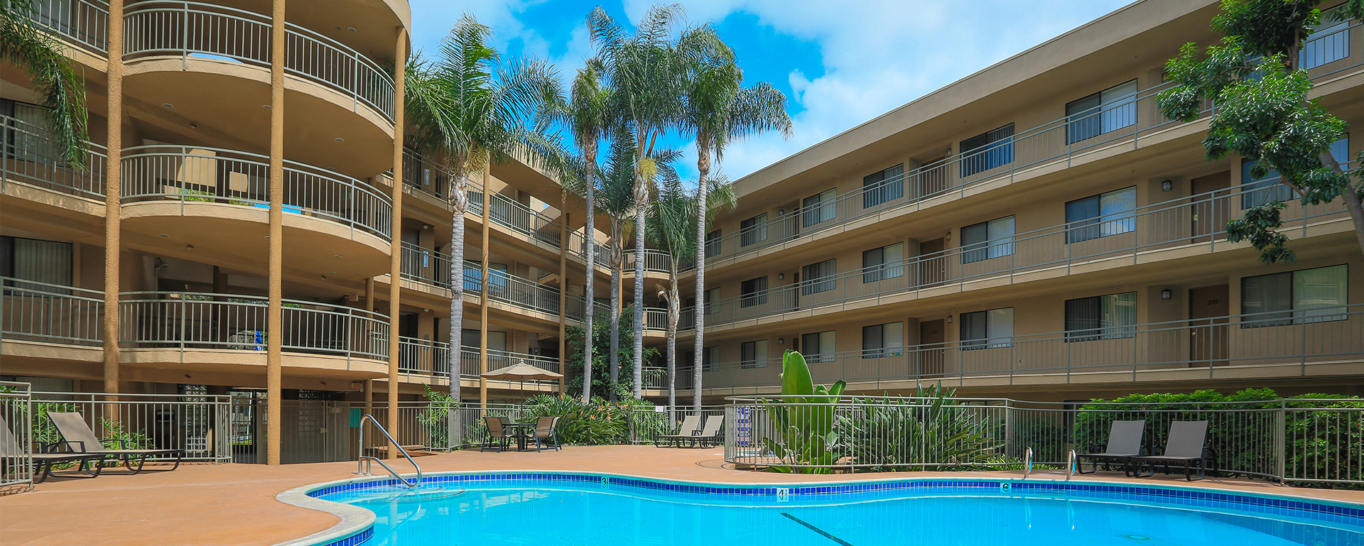 Photos and Video of Bixby Knolls in Long Beach, CA